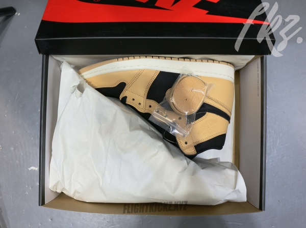 Air Jordan 1 Retro High OG 'Heirloom' 2022