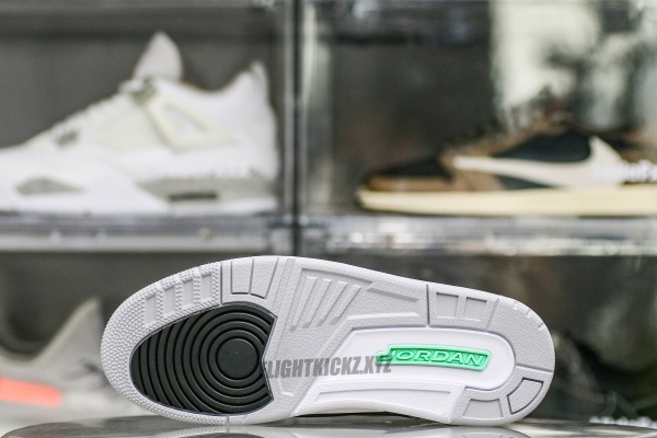 Air Jordan 3 Retro Green Glow 2024