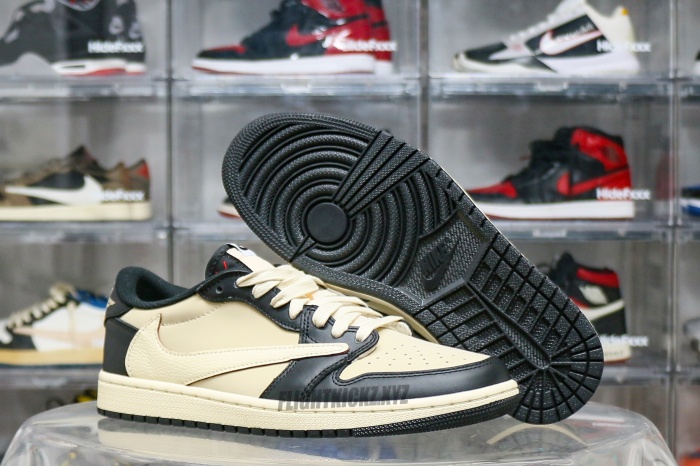 Travis Scott x Air Jordan 1 Retro Low OG Pale Vanilla  Custom