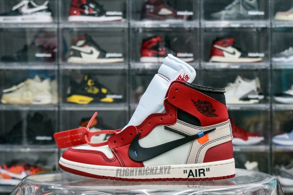 Jordan 1 Retro High Off-White Chicago