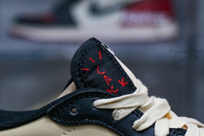 Travis Scott x Air Jordan 1 Retro Low OG Pale Vanilla  Custom