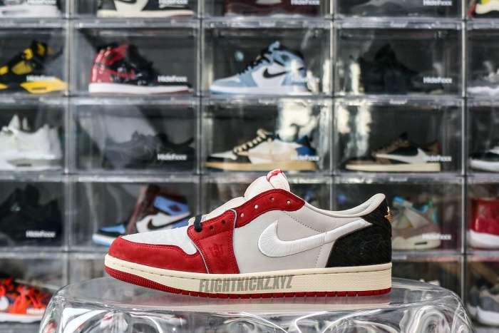 Trophy Room X Jordan 1 Retro Low OG SP 'Home' 2024（A1）