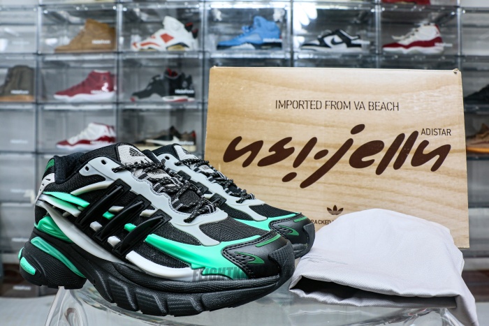 Pharrell x adidas Adistar Jellyfish Black Royal Green