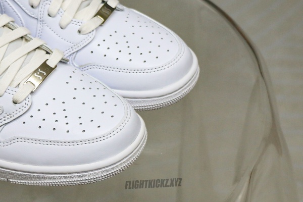Travis Scott x Air  Jordan 1 Retro Low OG SP Michael Rubin White Party (Friends and Family) GS