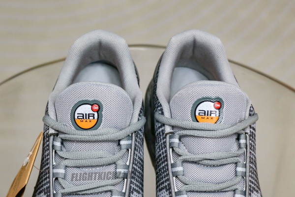 Nike Air Max Dn Cool Grey Metallic Silver Iron Grey Photon Dust
