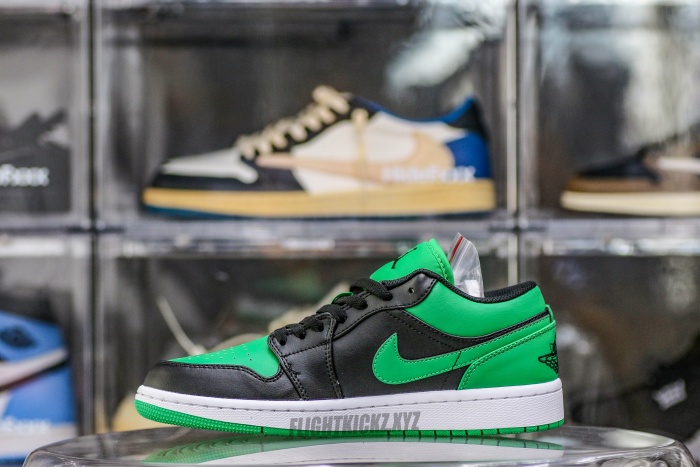Jordan 1 Low Black Lucky Green