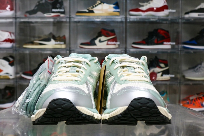 Kith X Gel Kayano 12 1 Cream Sage