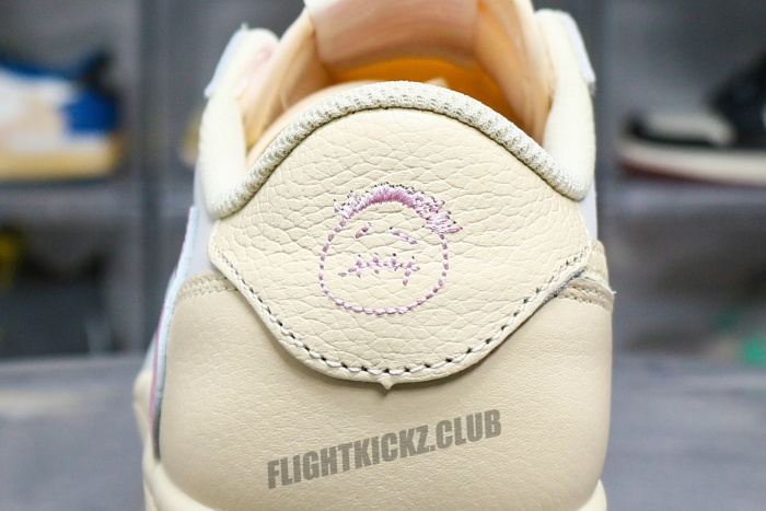 Travis Scott x Air Jordan 1 Low OG “Pink Pack”  Muslin Pink 2026 （A1）