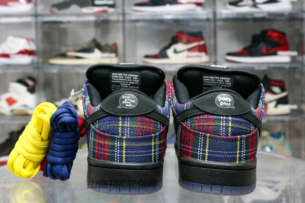 Nardwuar x Nike SB Dunk Low “Tartan”