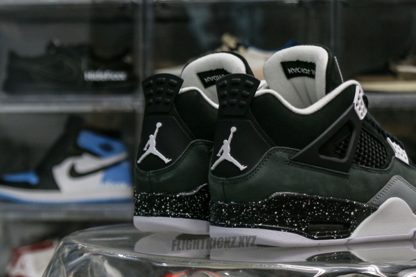 Jordan 4 Retro “Fear Pack” GS 2024 ( A1 )