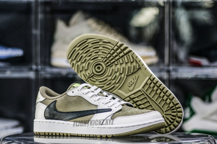 Travis Scott x Air Jordan 1 Low Golf Neutral Olive GS（A1）