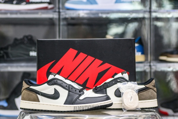 Air Jordan 1 Retro Low OG 'Mocha'