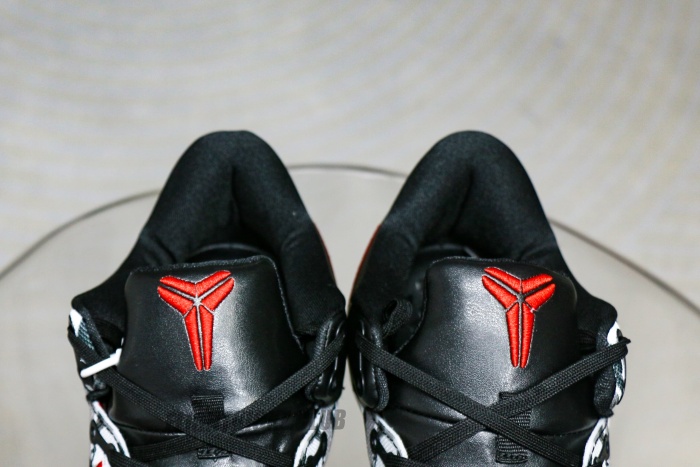 Nike Kobe 8 Protro Black Red Year Horse(A1）