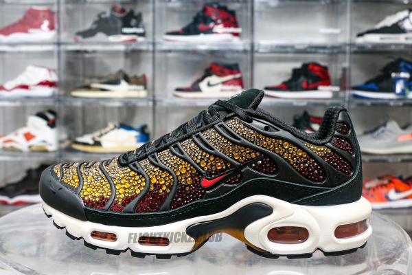 Swarovski X Wmns Air Max Plus Sunset