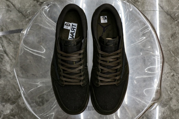 Travis Scott x Air Jordan 1 Low OG “Velvet Brown”（A1）