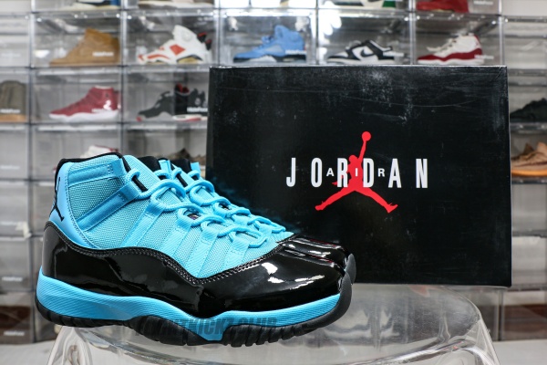 Air Jordan 11 Retro Black and blue GS