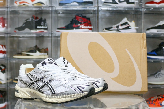 KITH × Asics Gel-1130  Cream/Scarab