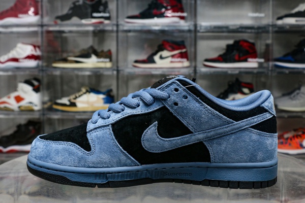 Nike SB Dunk Low Supreme 94 Ocean Fog