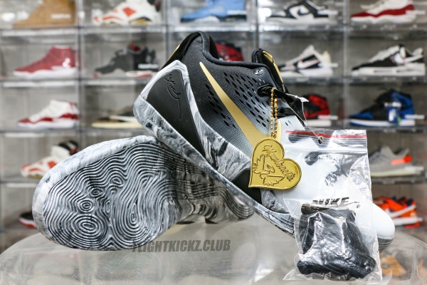 Nike Kobe 9 EM Low Protro “Mambacita”
