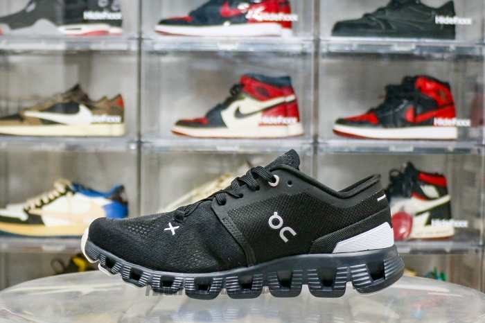 On Cloud X 3 Black