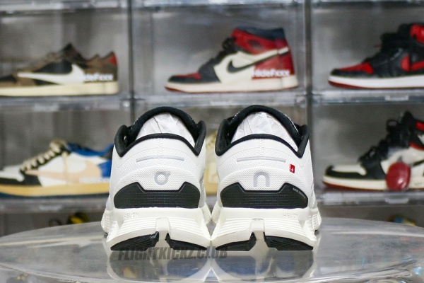 On Cloud X 3 Ivory Black