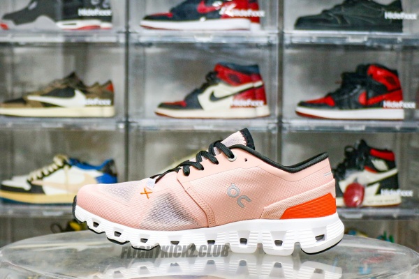 On Cloud X 3 Rose Sand