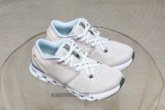 On Running Cloud X 4 Silver Chambray