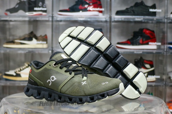 On Cloud X 3 Olive Reseda