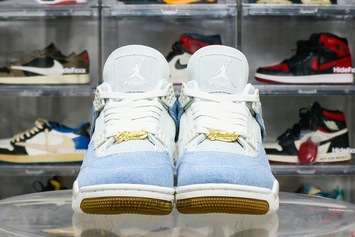 Air Jordan 4 “Denim” 2025