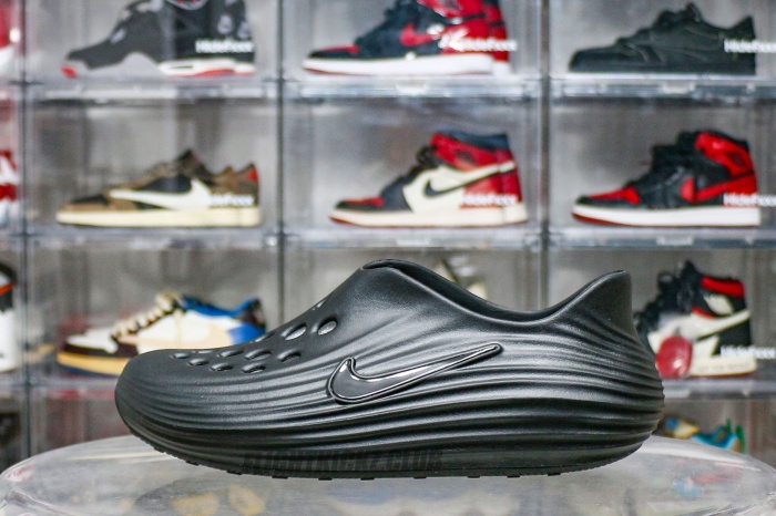Nike ReactX Rejuven8 Triple Black