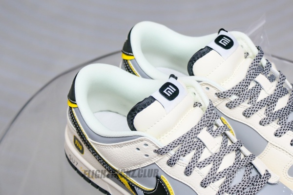 Nike SB Dunk Low x Xiaomi Su7