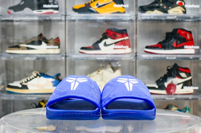Nike Kobe Offcourt Slide  Hyper Royal(A1 Batch)