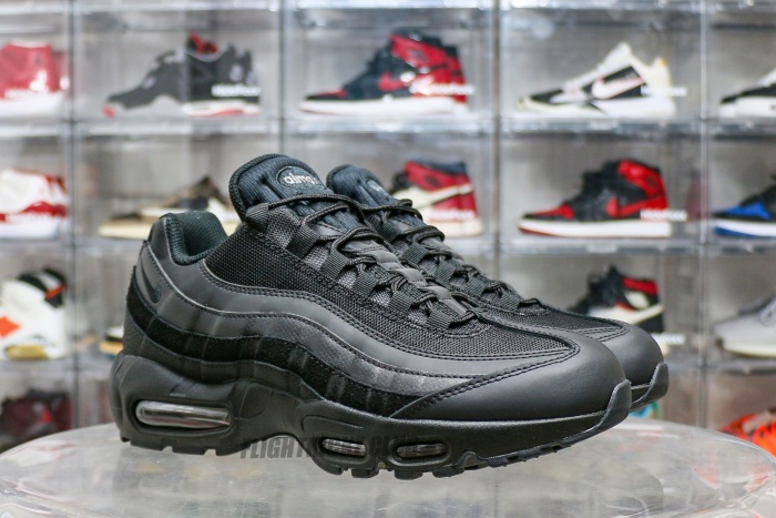 Nike Air Max 95 Recraft Triple Black