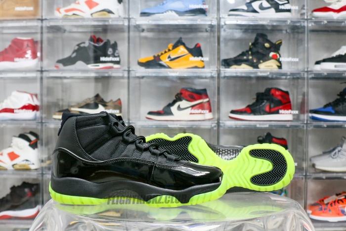 Air Jordan 11 Retro “Black Barely Volt”  2025