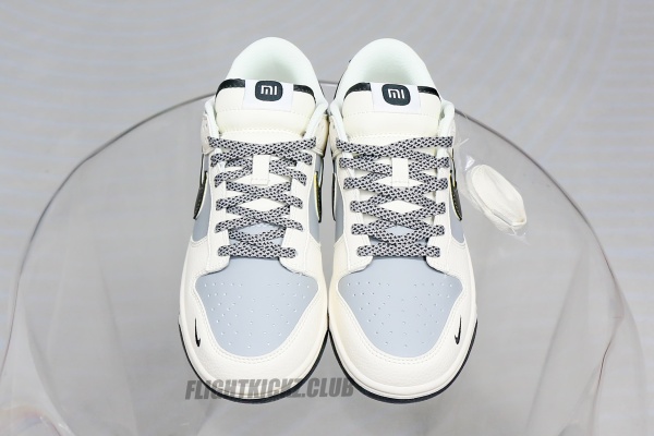 Nike SB Dunk Low x Xiaomi Su7