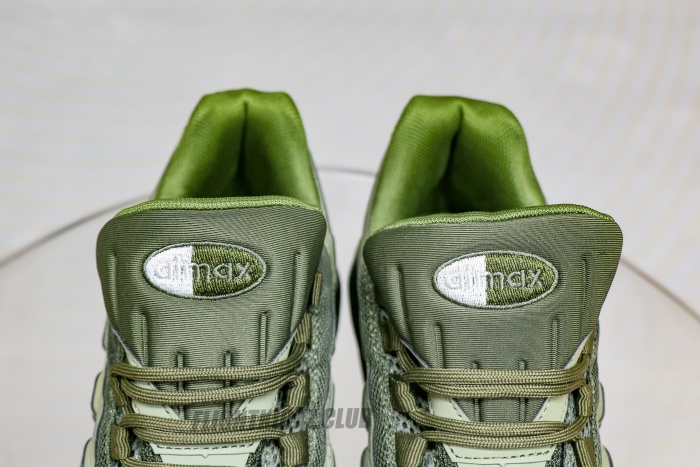 Nike Air Max 95 Cargo Khaki Reflective