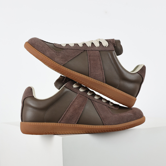 Maison Margiela Replica 'Dark Brown'