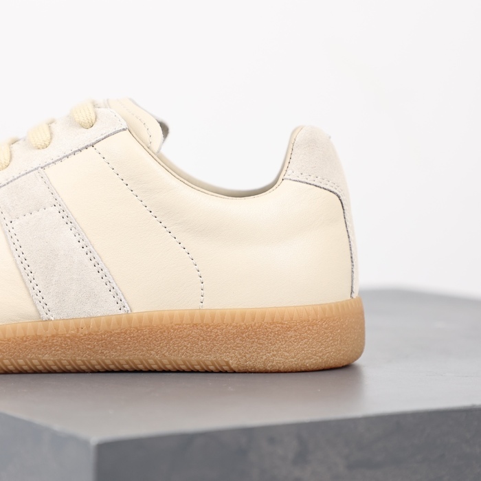 M@ison M@rgiela Replica ‘Beige Papyrus’