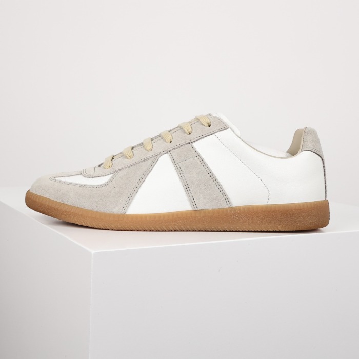 Maison Margiela Replica ’White Gray‘