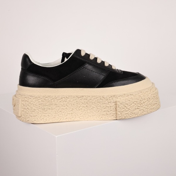 Maison Margiela Chunky Gambetta Black