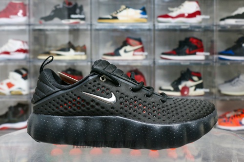 Nike Mind 002 Black Hyper Crimson