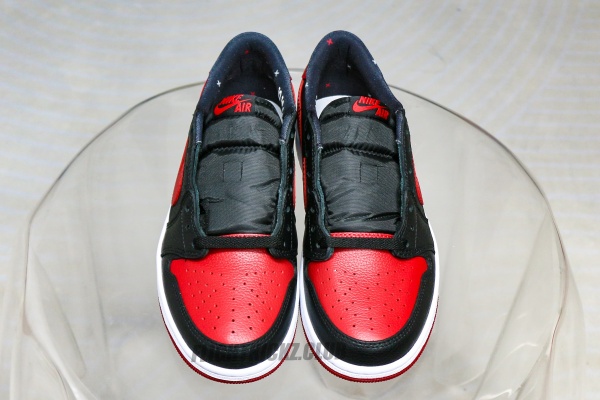 Air Jordan 1 Low OG “Banned” 2026 (A1）