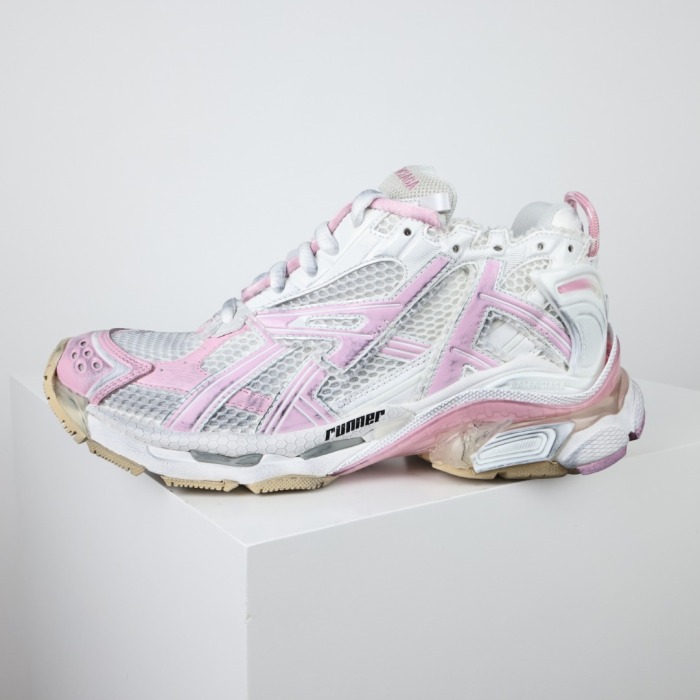 Balenciag* Runner Sneaker Pink White