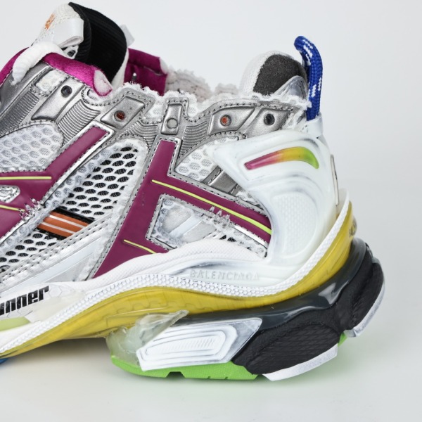 Balenciag* Runner Multicolor