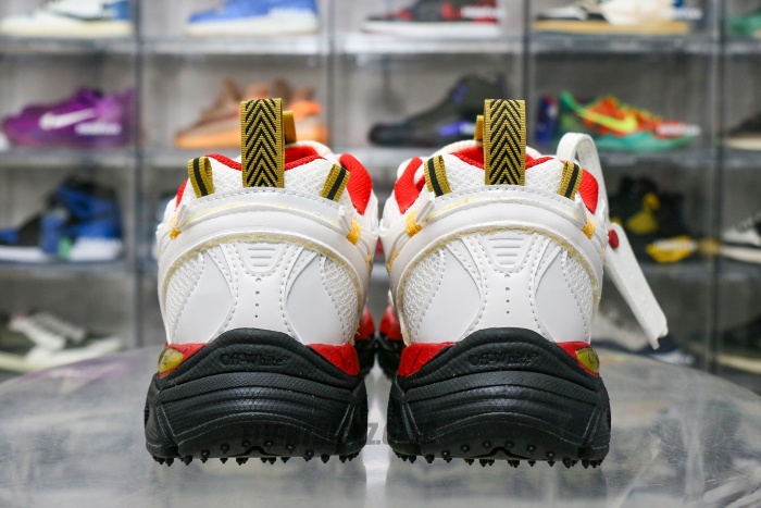 Off-White Be Right Back Holiday Exclusive Runner Sneakers