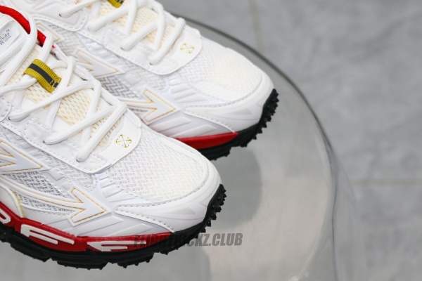 Off-White Be Right Back Holiday Exclusive Runner Sneakers