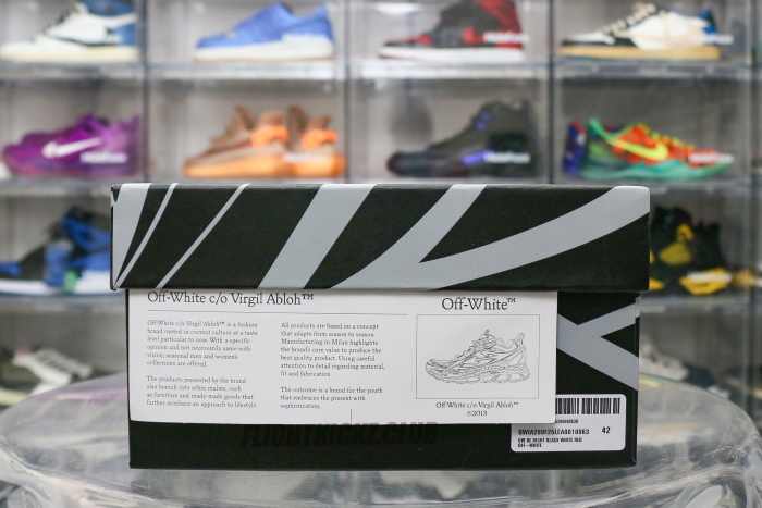 Off-White Be Right Back Holiday Exclusive Runner Sneakers