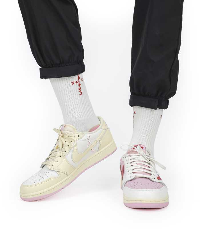 Travis Scott x Air Jordan 1 Low OG Shy Pink Pack Tropical Pink 2026 (A1)