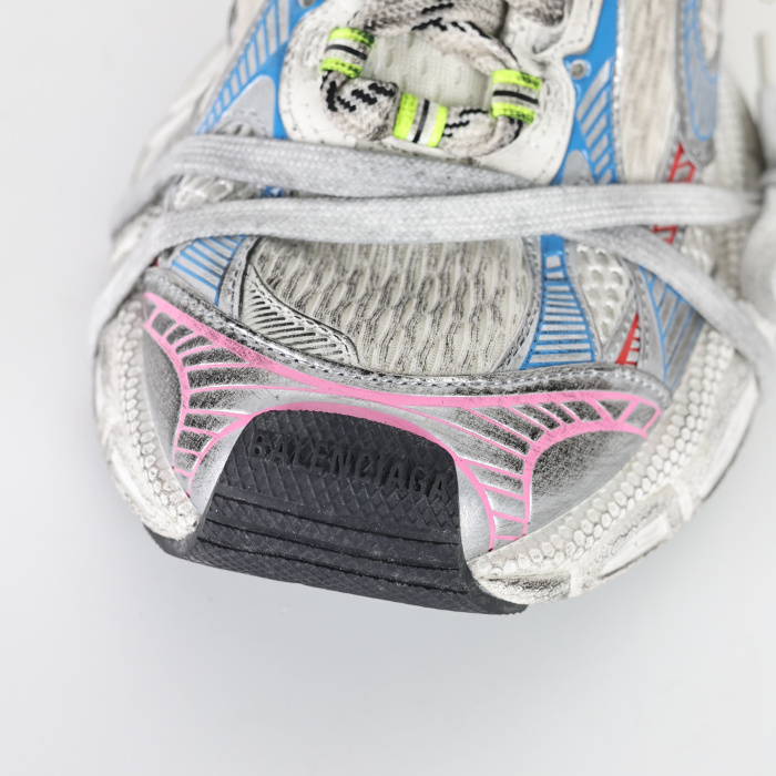 Balenciag* 3XL Ski Sneaker 'Worn-Out - White Blue Red'