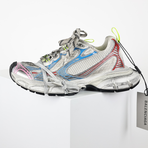 Balenciag* 3XL Ski Sneaker 'Worn-Out - White Blue Red'